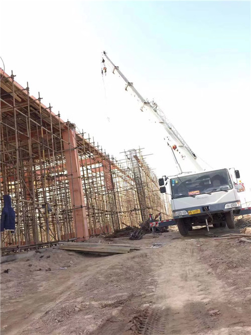 鼓楼区吊车作业的安全注意事项有哪些？