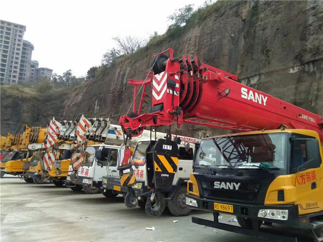 鼓楼区吊车出租按什么计费？台班费、单次费、里程费怎么算？